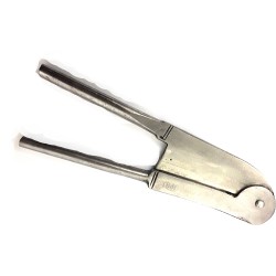 IRON NUT CUTTER NO 7 BEND